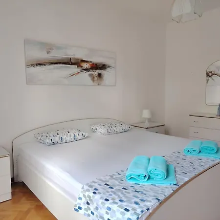 Mit Balkon Und Meerblick By Interhome * Bol