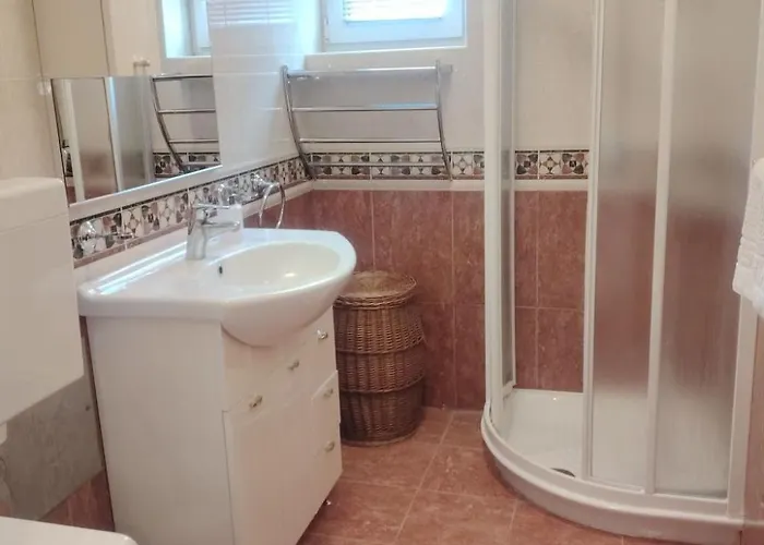 Apartman Mit Balkon Und Meerblick By Interhome Bol